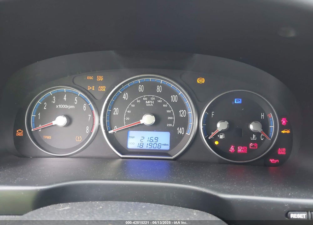 2009 HYUNDAI SANTA FE VIN: 5NMSG73D79H256712
