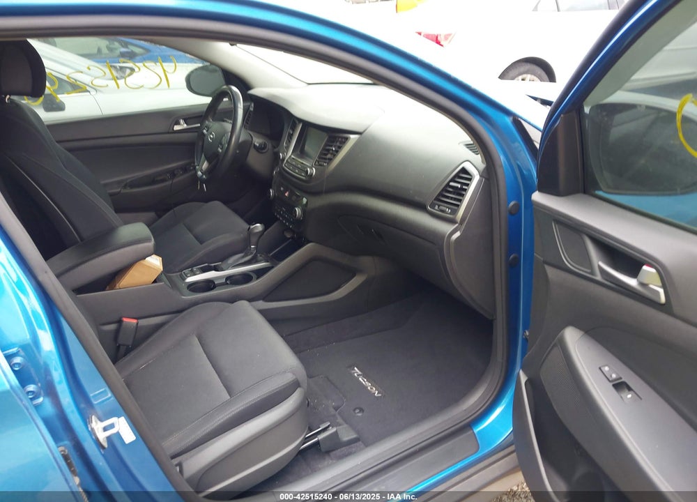 2018 HYUNDAI TUCSON VALUE VIN: KM8J3CA29JU715443