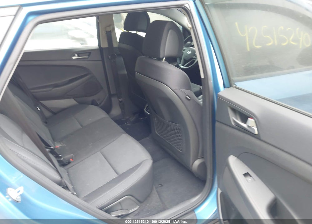 2018 HYUNDAI TUCSON VALUE VIN: KM8J3CA29JU715443