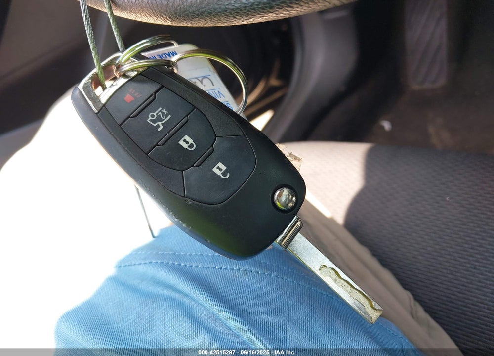 2017 CHEVROLET CRUZE VIN: 1G1BE5SM3H7210367