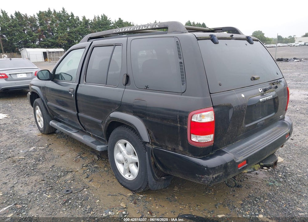 2002 NISSAN PATHFINDER SE VIN: JN8DR09Y02W714795