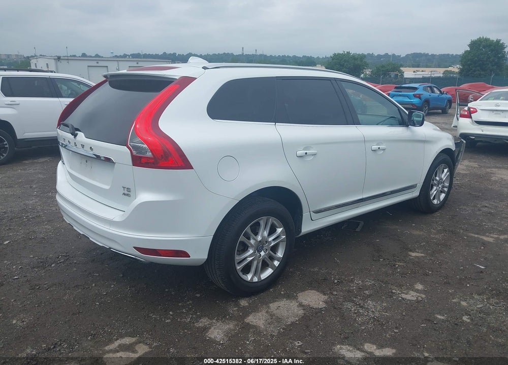 2015 VOLVO XC60 VIN: YV4612RK3F2734343