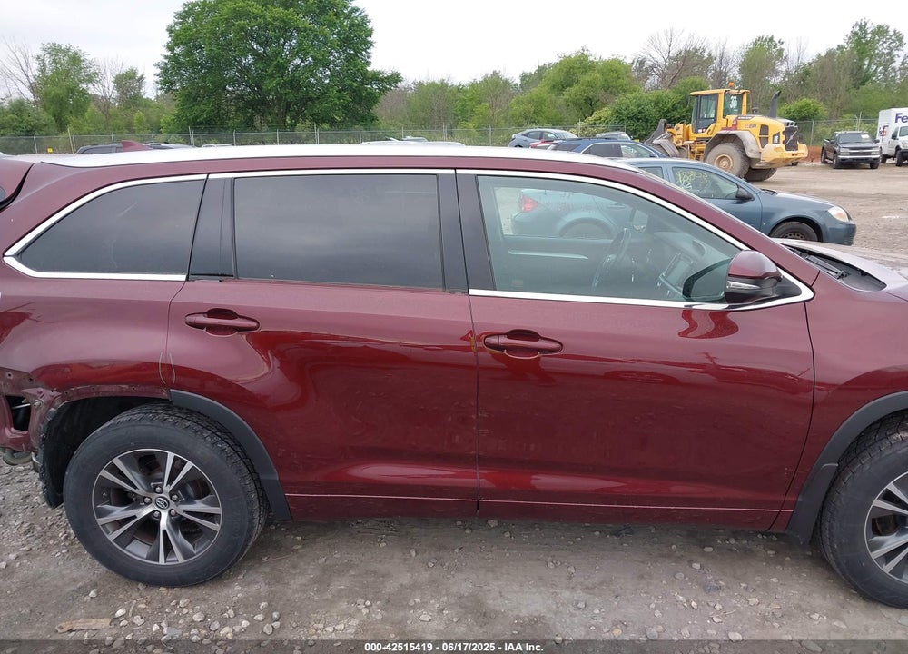 2016 TOYOTA HIGHLANDER VIN: 5TDJKRFH4GS290198