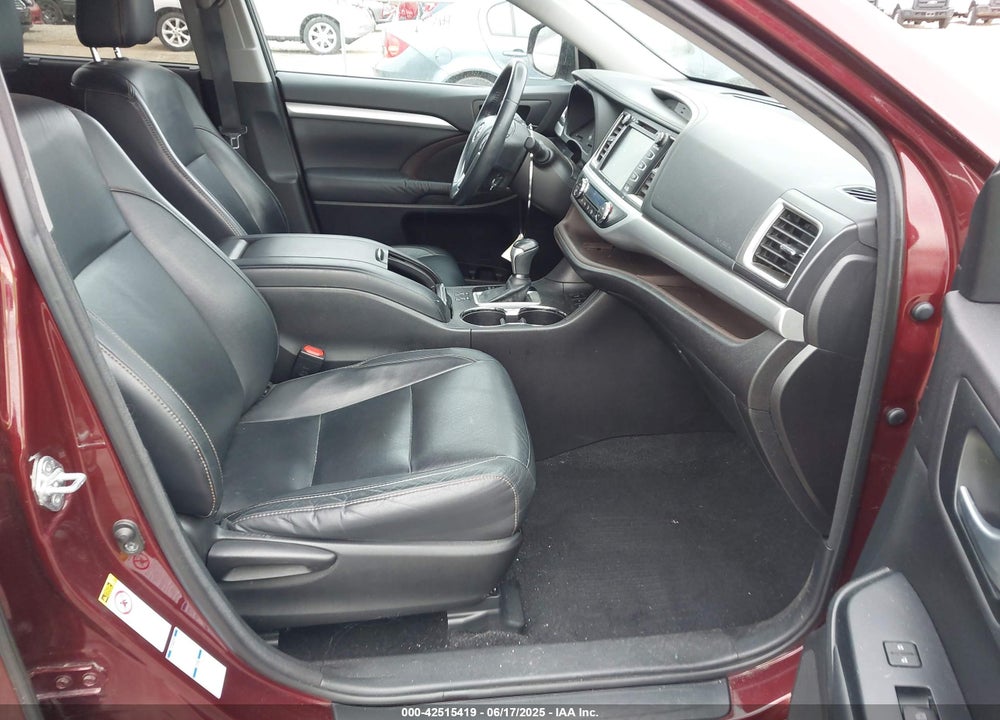 2016 TOYOTA HIGHLANDER VIN: 5TDJKRFH4GS290198