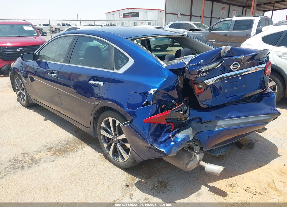 2017 NISSAN ALTIMA VIN: 1N4AL3AP4HN343049
