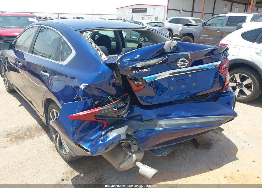 2017 NISSAN ALTIMA VIN: 1N4AL3AP4HN343049
