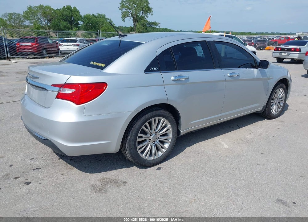 2012 CHRYSLER 200 VIN: 1C3CCBAB6CN155387