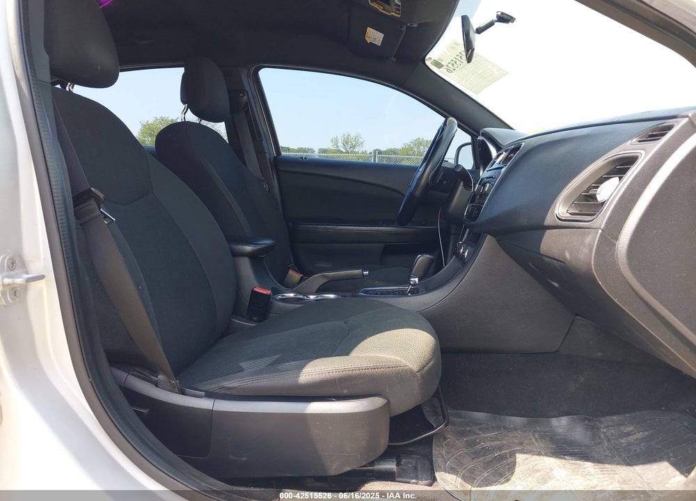 2012 CHRYSLER 200 VIN: 1C3CCBAB6CN155387