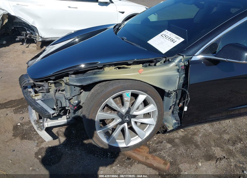 2018 TESLA MODEL 3 VIN: 5YJ3E1EA9JF071237