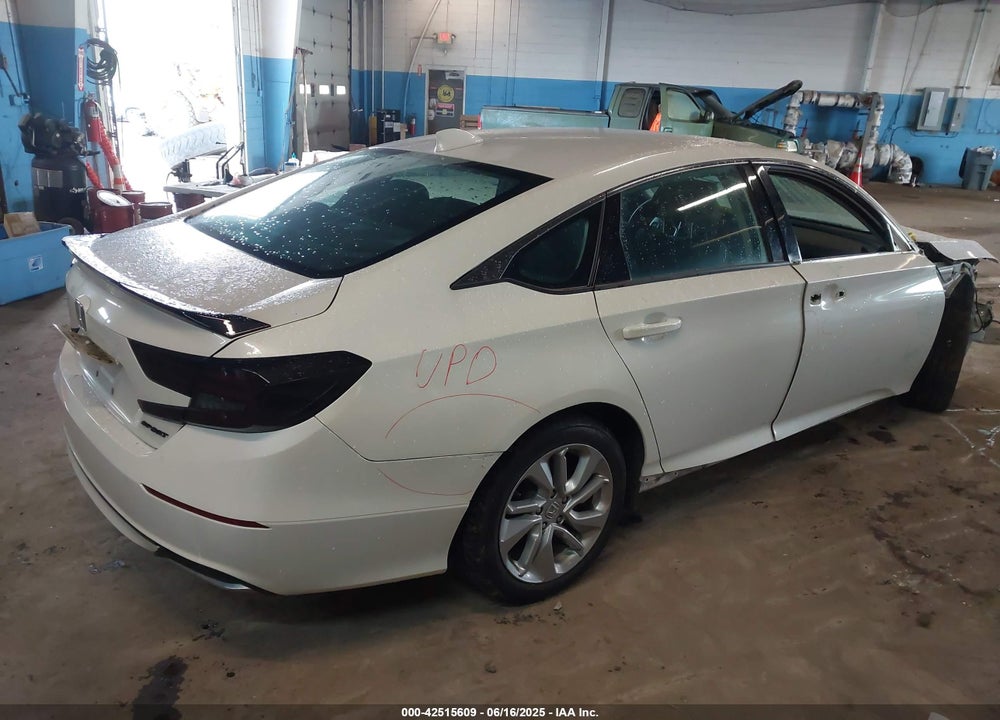 2018 HONDA ACCORD VIN: 1HGCV1F10JA223432
