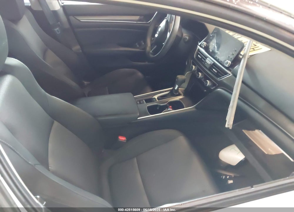2018 HONDA ACCORD VIN: 1HGCV1F10JA223432