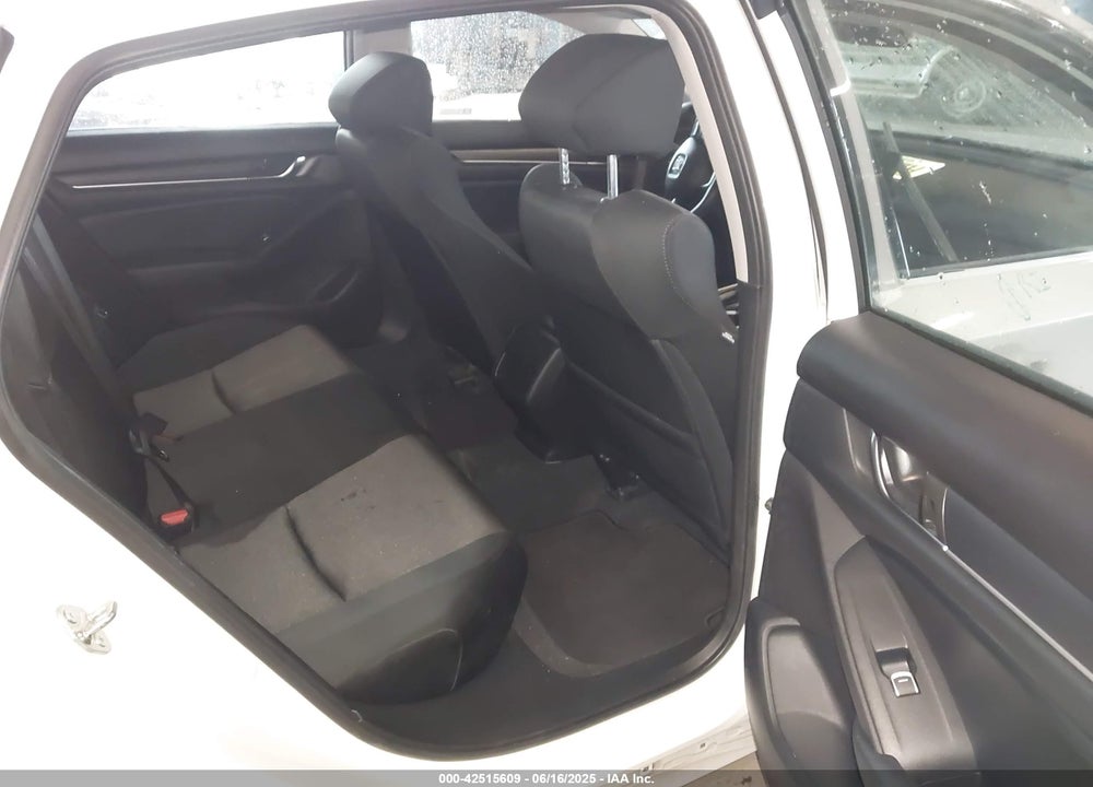 2018 HONDA ACCORD VIN: 1HGCV1F10JA223432