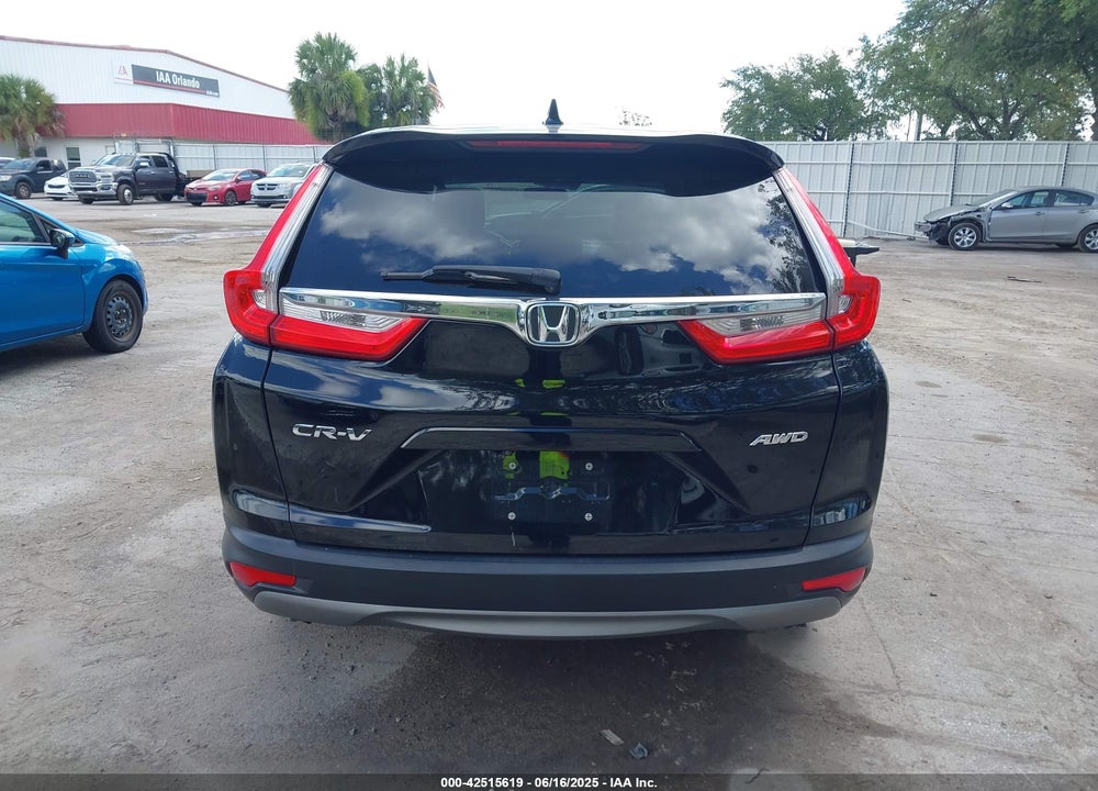 2018 HONDA CR-V VIN: 2HKRW2H27JH139750