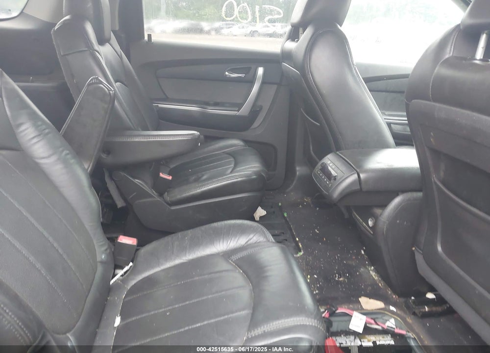 2010 GMC ACADIA SLT-2 VIN: 1GKLVNED2AJ148366