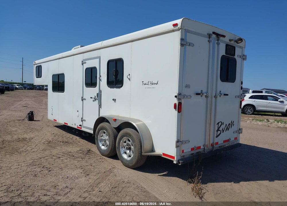 2012 BISON 280 TRAILHEAD HORSE TRAILER VIN: 51Y335727C2002458