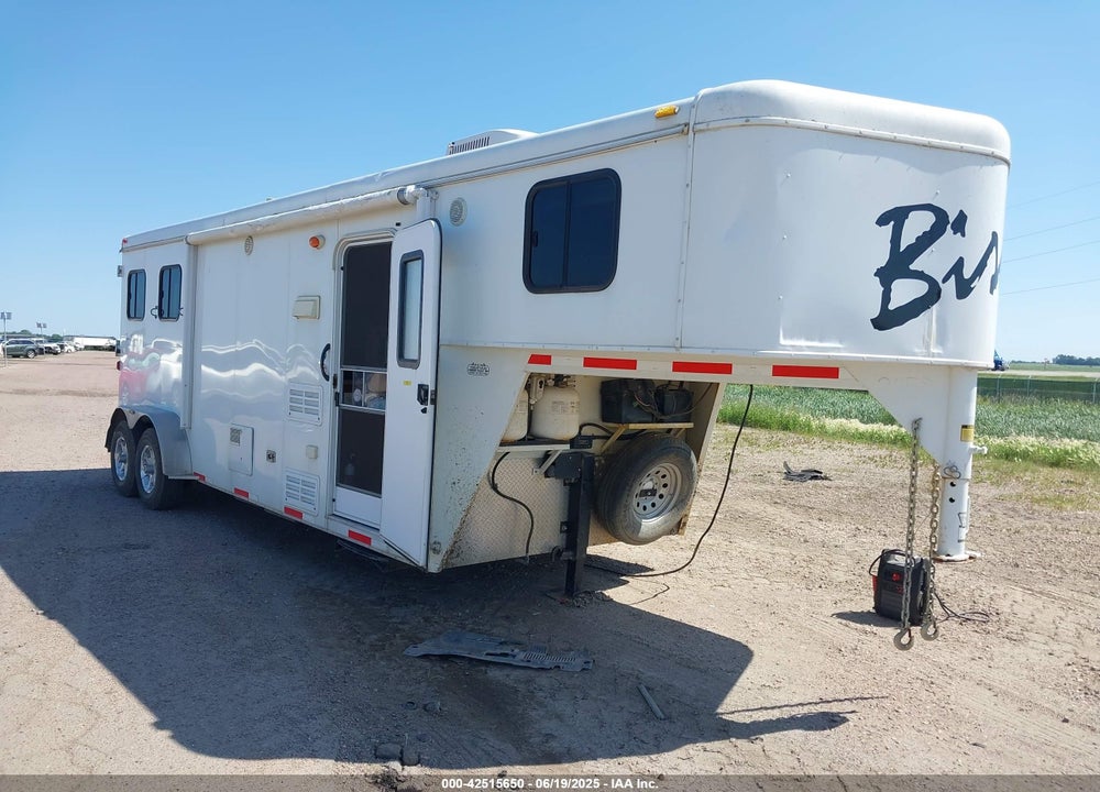 2012 BISON 280 TRAILHEAD HORSE TRAILER VIN: 51Y335727C2002458