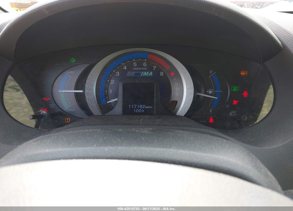 2011 HONDA INSIGHT VIN: JHMZE2H72BS010556