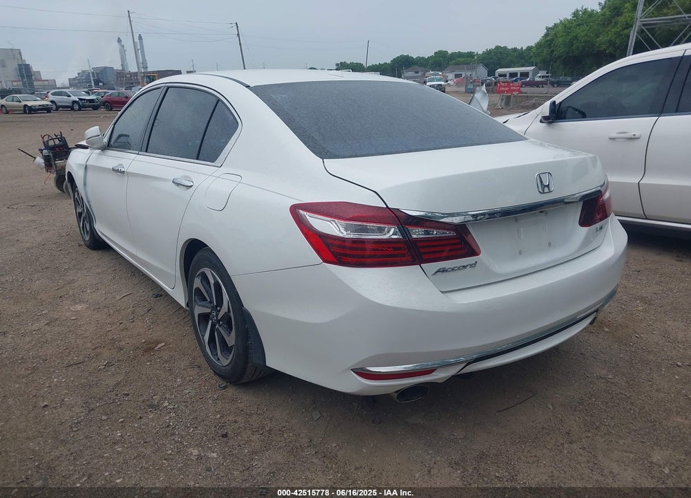 2016 HONDA ACCORD VIN: 1HGCR3F81GA009782