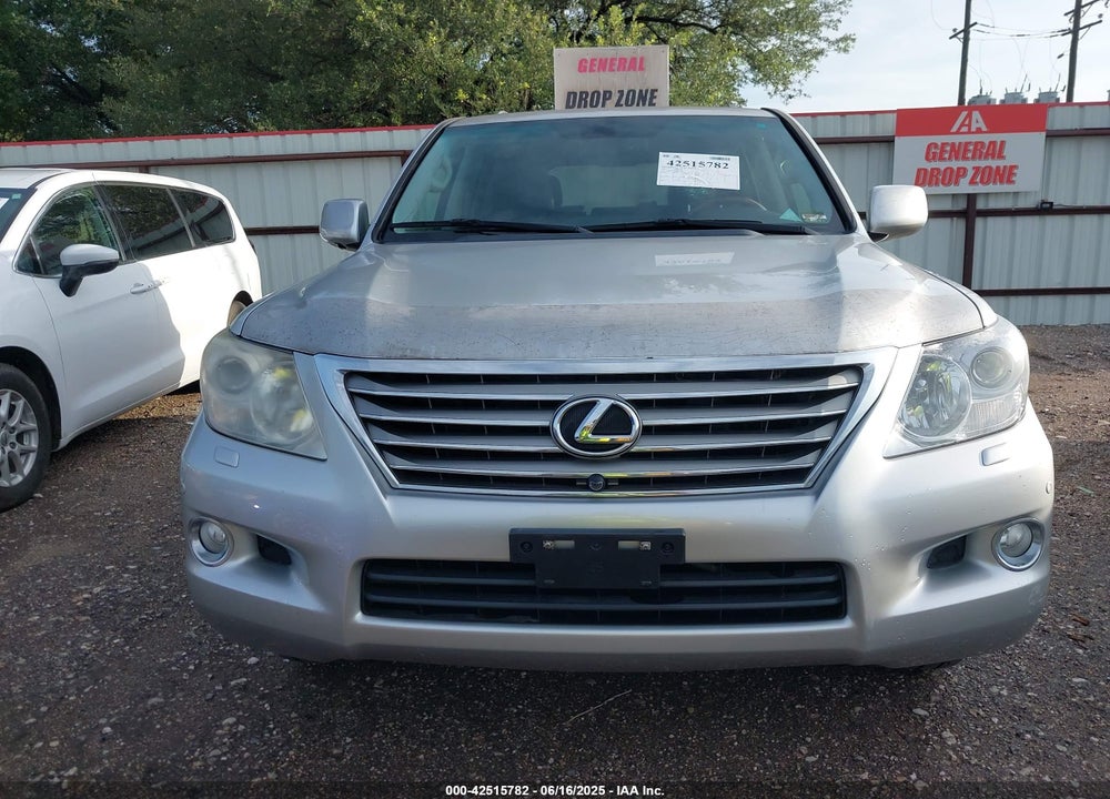 2011 LEXUS LX 570 VIN: JTJHY7AX9B4068872