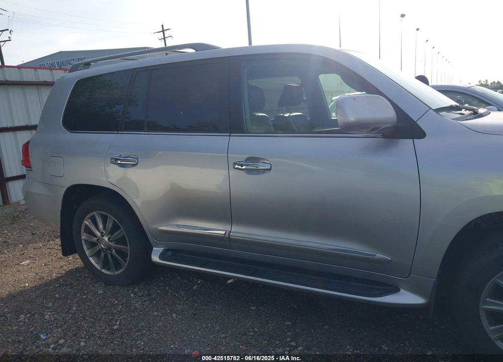 2011 LEXUS LX 570 VIN: JTJHY7AX9B4068872