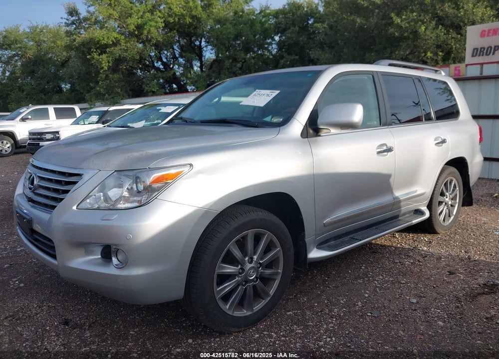 2011 LEXUS LX 570 VIN: JTJHY7AX9B4068872