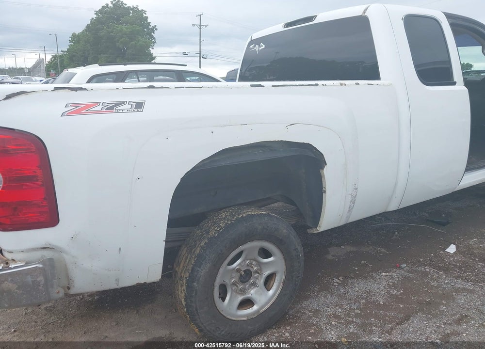 2008 CHEVROLET SILVERADO 1500 VIN: 2GCEK19J181219938