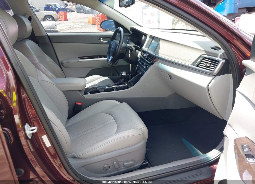 2016 KIA OPTIMA VIN: 5XXGU4L37GG009108