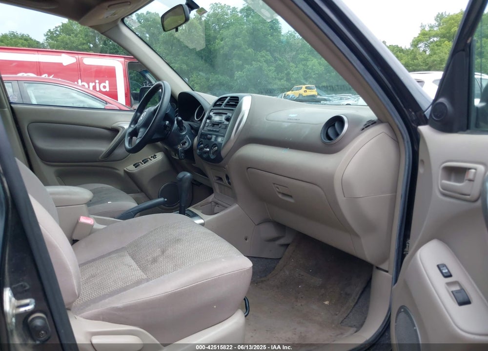 2005 TOYOTA RAV4 VIN: JTEHD20V756026643