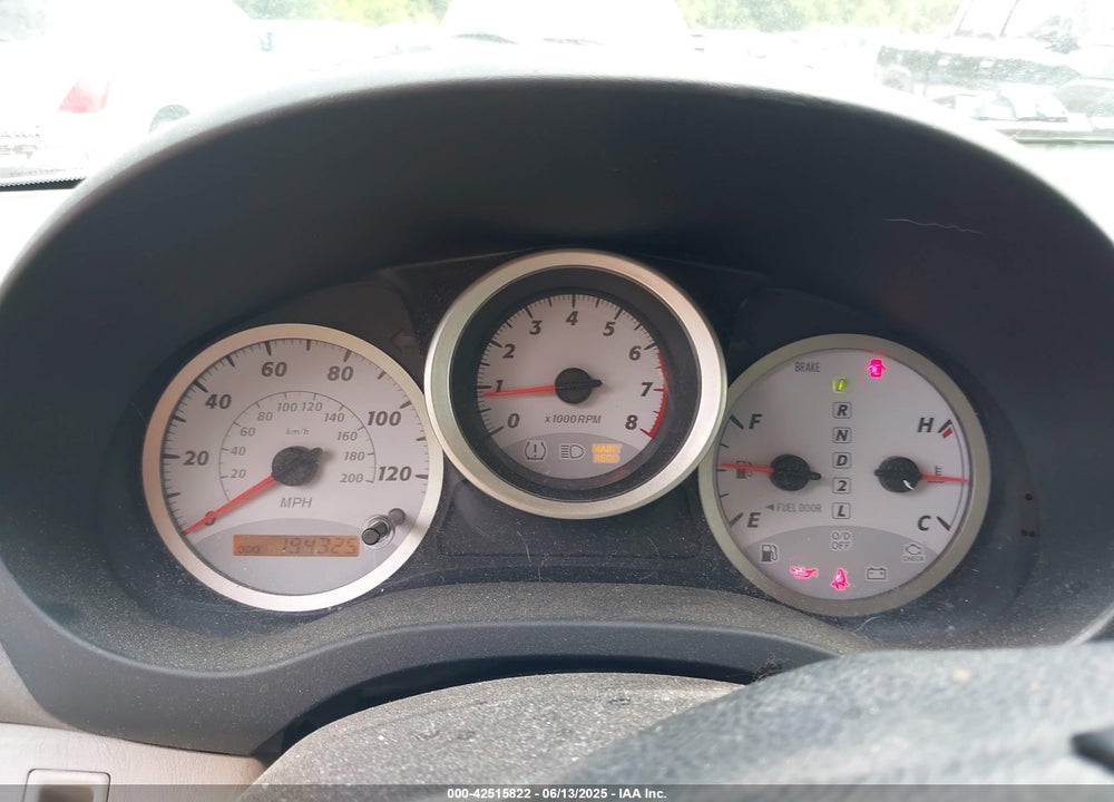 2005 TOYOTA RAV4 VIN: JTEHD20V756026643