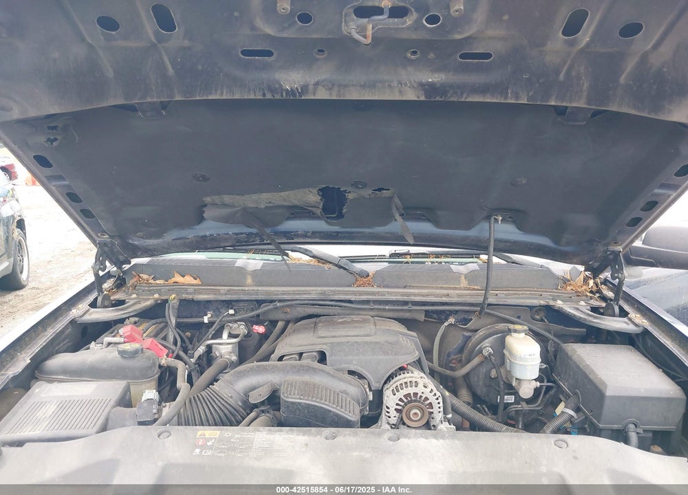 2011 CHEVROLET SILVERADO 1500 LS VIN: 1GCRCREA1BZ369548