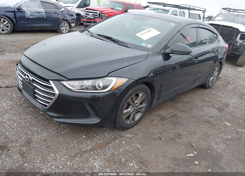 2018 HYUNDAI ELANTRA VIN: 5NPD84LF5JH262828