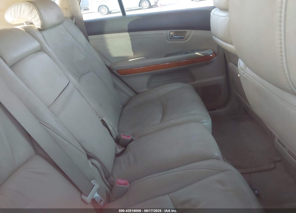 2005 LEXUS RX 330 VIN: 2T2GA31U75C037389