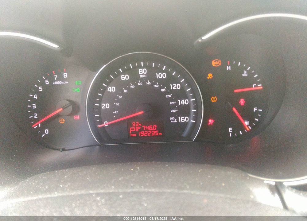 2015 KIA SORENTO LX VIN: 5XYKT3A61FG620296