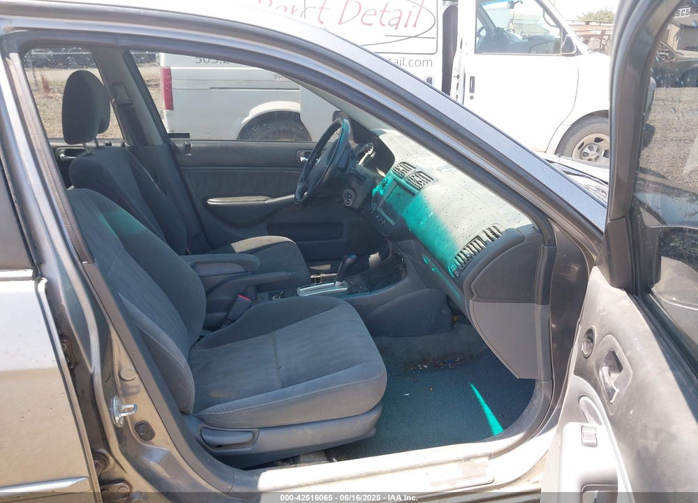 2005 HONDA CIVIC VIN: 2HGES26765H551019