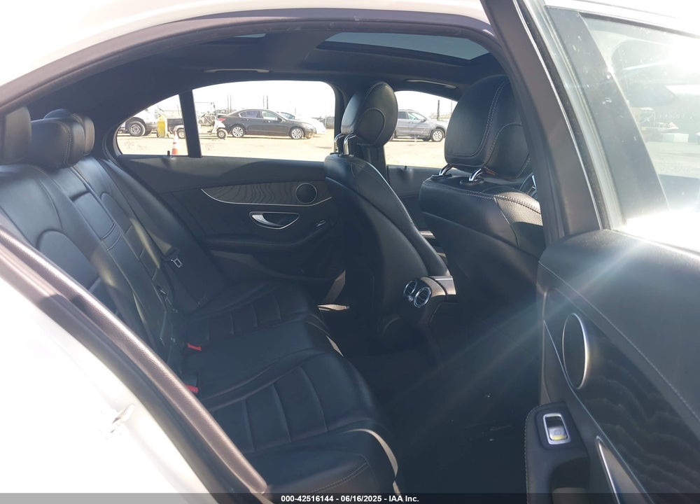 2016 MERCEDES-BENZ C VIN: 55SWF4JB8GU119084