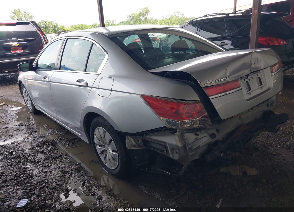 2011 HONDA ACCORD VIN: 1HGCP2F38BA118589