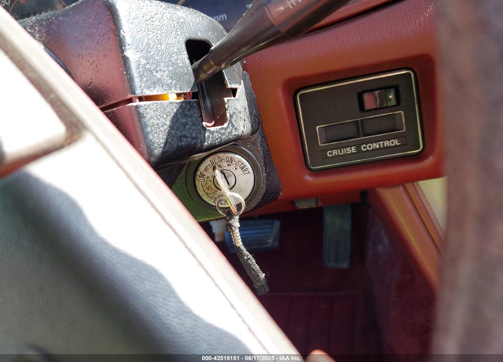 1983 DATSUN 280ZX VIN: JN1HZ04S9DX573578