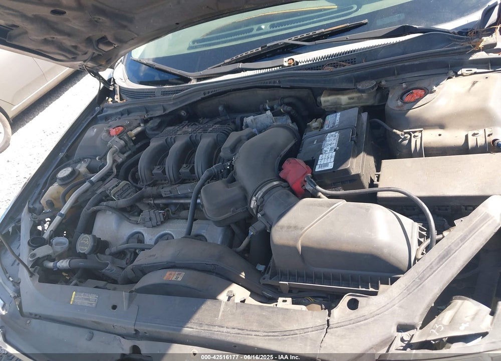 2007 LINCOLN MKZ VIN: 3LNHM26TX7R635074