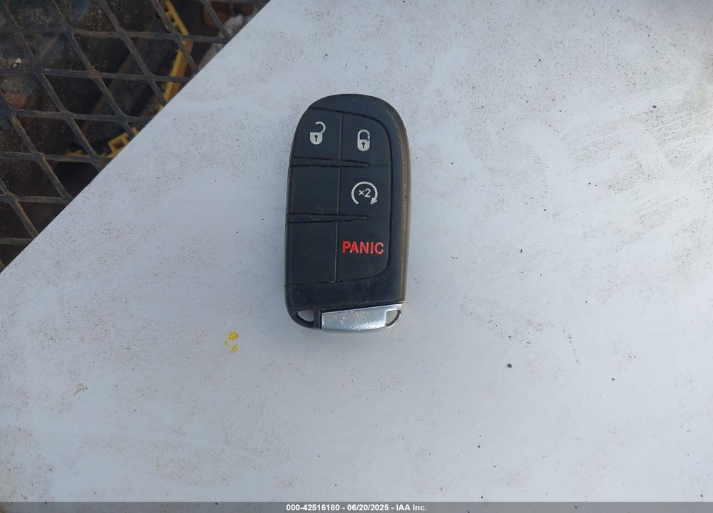 2018 JEEP GRAND CHEROKEE VIN: 1C4RJFAG0JC348416
