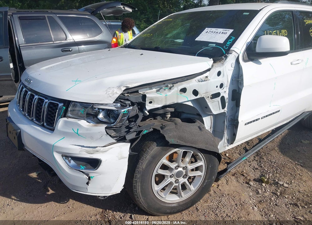 2018 JEEP GRAND CHEROKEE VIN: 1C4RJFAG0JC348416