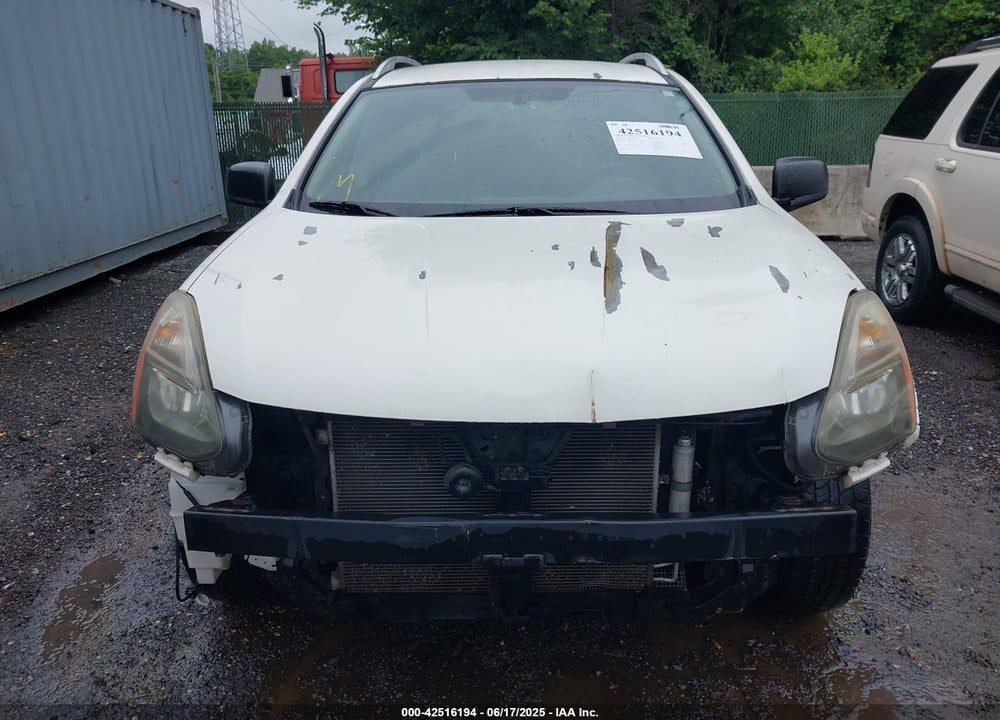 2014 NISSAN ROGUE SELECT VIN: JN8AS5MV4EW717933