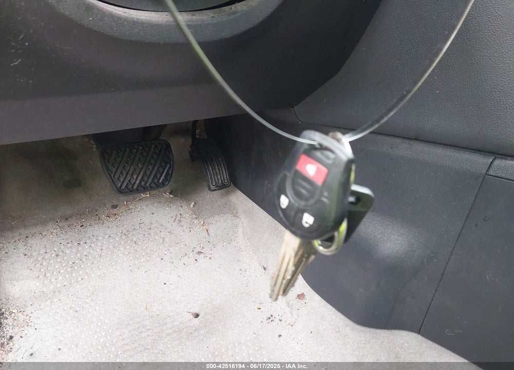 2014 NISSAN ROGUE SELECT VIN: JN8AS5MV4EW717933