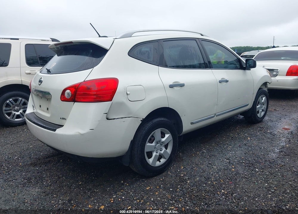 2014 NISSAN ROGUE SELECT VIN: JN8AS5MV4EW717933