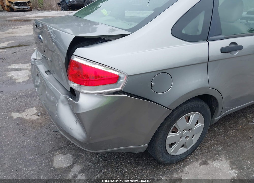 2008 FORD FOCUS S VIN: 1FAHP34N58W284732