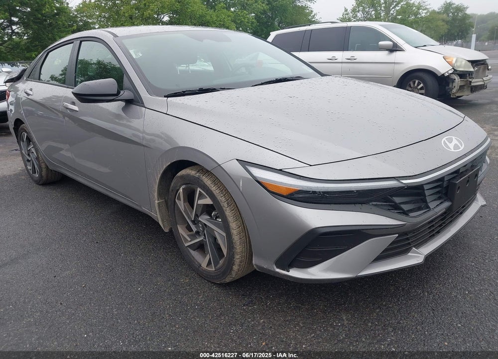 2025 HYUNDAI ELANTRA SEL SPORT VIN: KMHLM4DG5SU987475