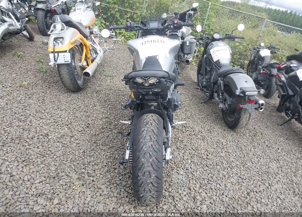 2023 YAMAHA MT09 D VIN: JYARN72E3PA001525