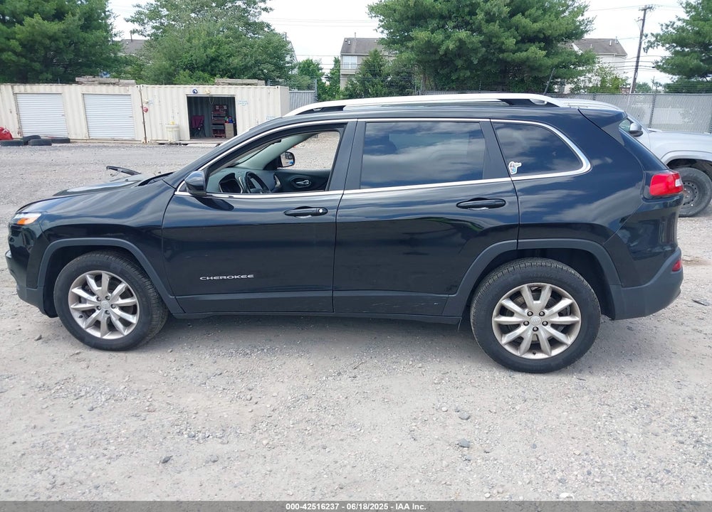 2017 JEEP CHEROKEE VIN: 1C4PJMDS8HW659645