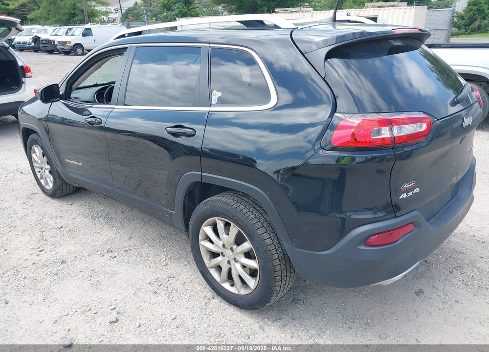 2017 JEEP CHEROKEE VIN: 1C4PJMDS8HW659645
