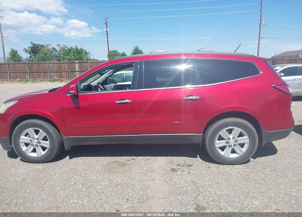2014 CHEVROLET TRAVERSE VIN: 1GNKVGKD1EJ266915