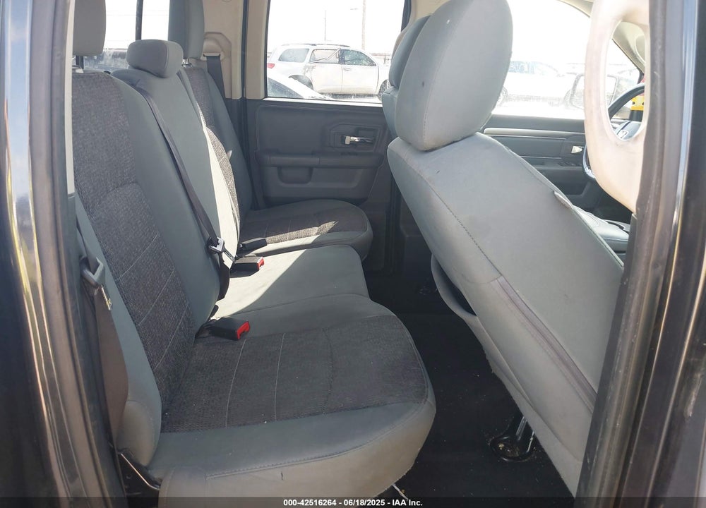 2016 RAM 1500 VIN: 1C6RR6GT5GS277474